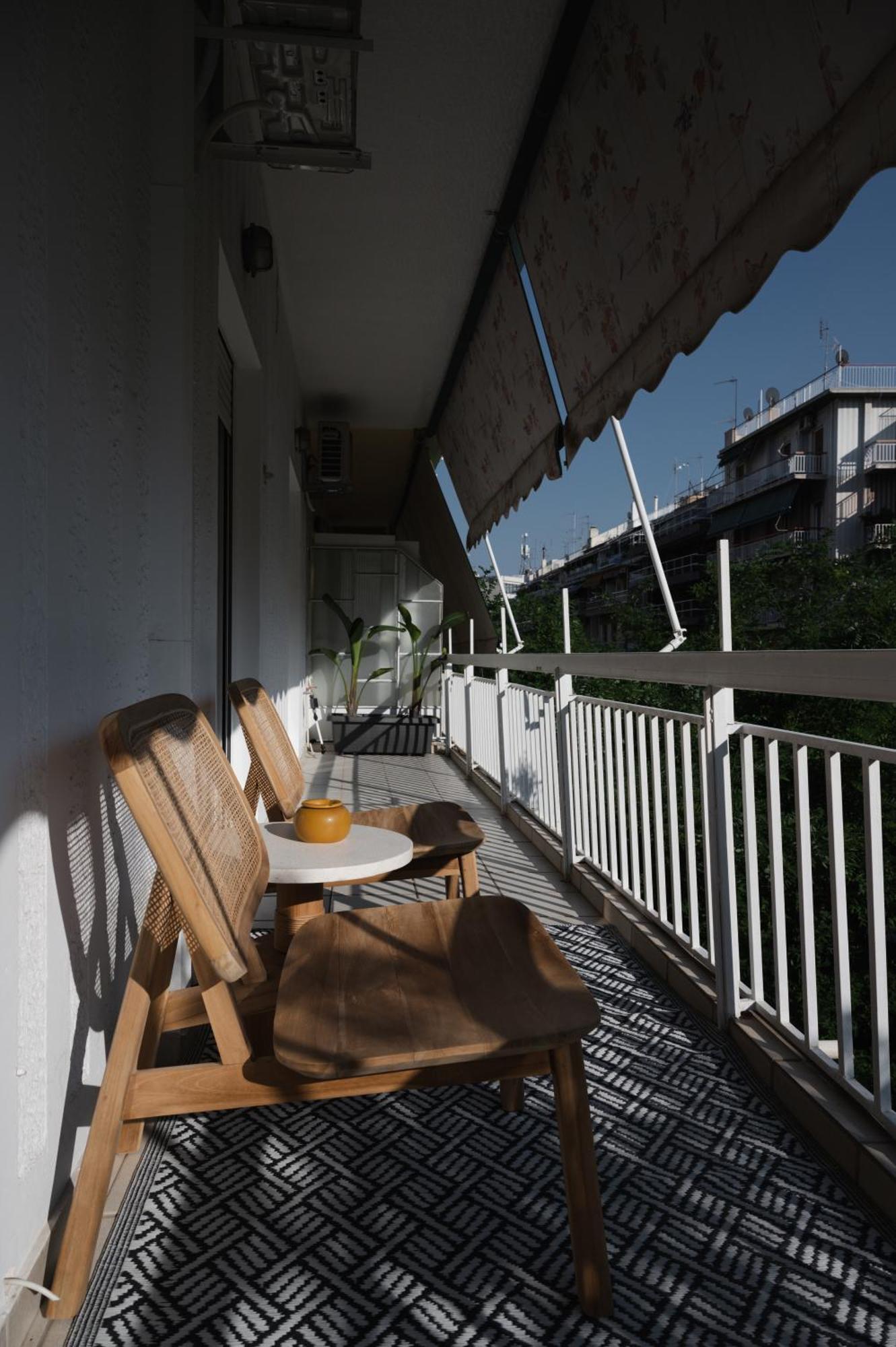 Athens' Gem: Fun, Sun & Your Koukaki Run! Bagian luar foto